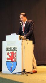 Bergemann_Rednerpult.jpg