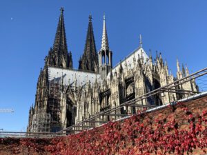 Mehr über den Artikel erfahren Der 10er Kurs Kunst zu Besuch im Museum Ludwig in Köln.