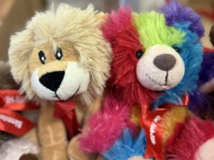 Mehr über den Artikel erfahren Rote Schleife als Zeichen des Mitgefühls