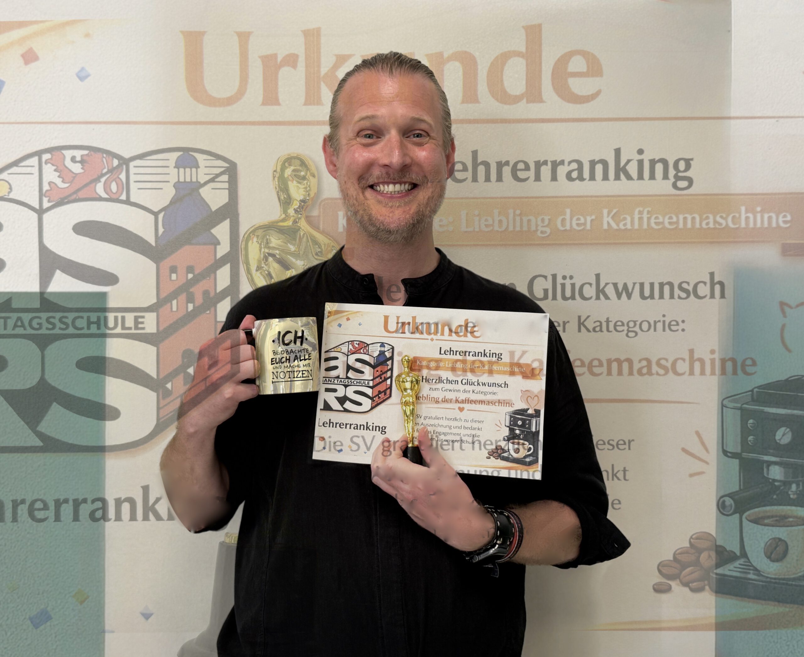 Du betrachtest gerade Nachmittags dann einen Flat White – Herr Michel gewinnt das Lehrerranking „Liebling an der Kaffeemaschine“