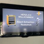 Werkzeugherstellung hautnah erleben – Der Technikkurs der 8. Klasse zu Gast bei ELORA