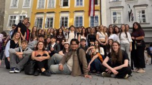 Mehr über den Artikel erfahren Die Klassen 10c und 10d erobern Kössen (Österreich) – Abenteuer pur in den Alpen